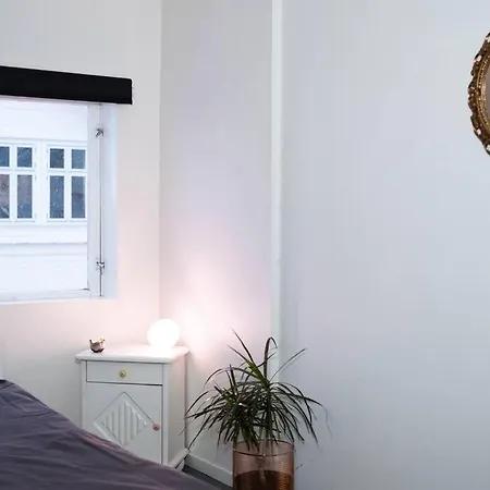 Charming In Central *