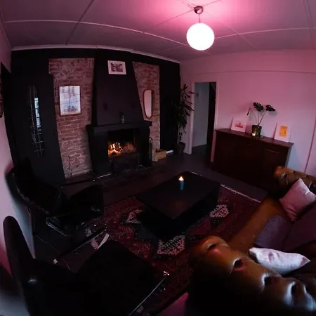 Charming In Central Lejlighed *