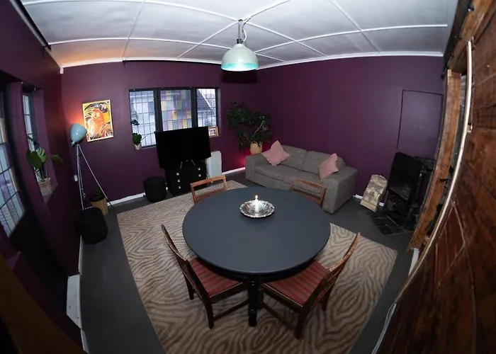 Lejlighed Charming In Central